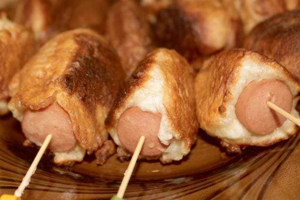 سوسیس مرغ پنیری مغذی و خوشمزه + مناسب برای وعده‌ های خانوادگی